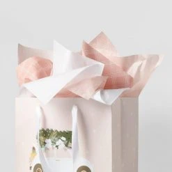 150ct Banded Solid Gift Tissue Paper Pink - Wondershop™