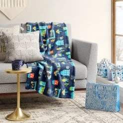 Hanukkah Printed Plush Throw Blanket Blue - Wondershop™