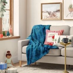 Linework Printed Plush Throw Blanket Blue - Wondershop™