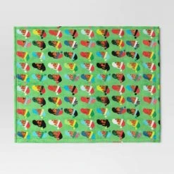 Santa Printed Plush Throw Blanket Green - Wondershop™