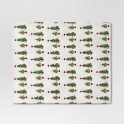 Christmas Trees Printed Plush Christmas Throw Blanket Cream - Wondershop™