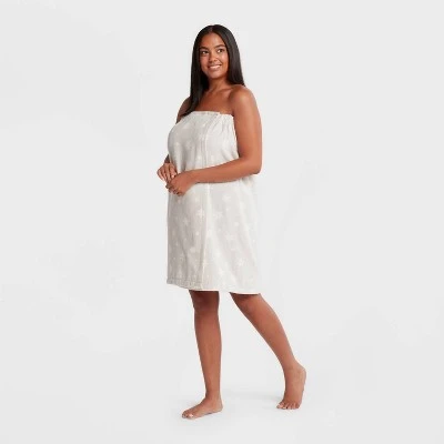 Christmas Bath Wrap - Wondershop™ 5 Christmas Bath Wrap - Wondershop™ - Image 5