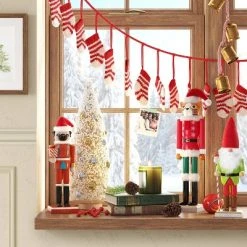 Gnome Nutcracker - Wondershop™